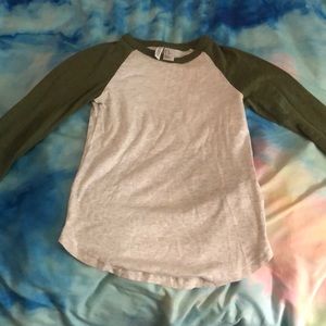 Baseball Tee white and green! H&M!